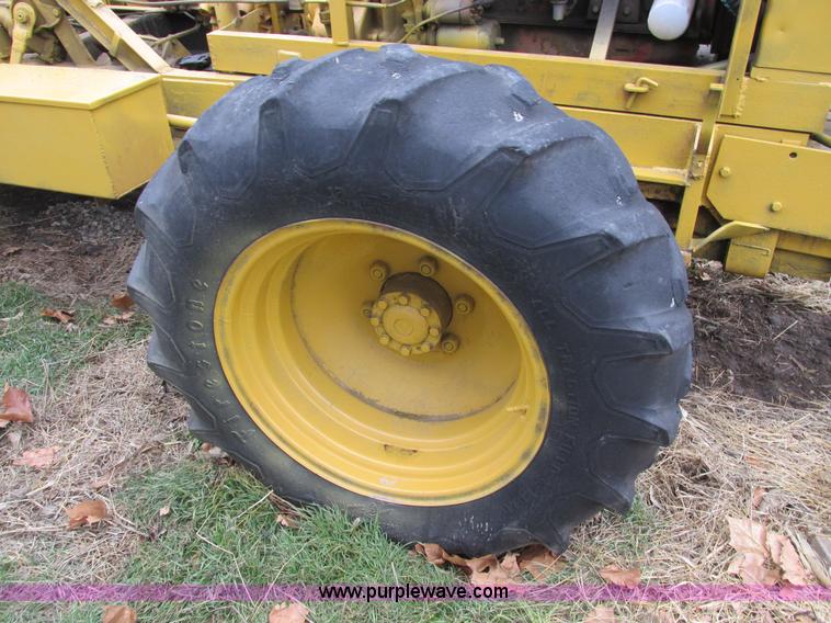 image for item F4271 Speicher Bros 600 tandem traction trencher