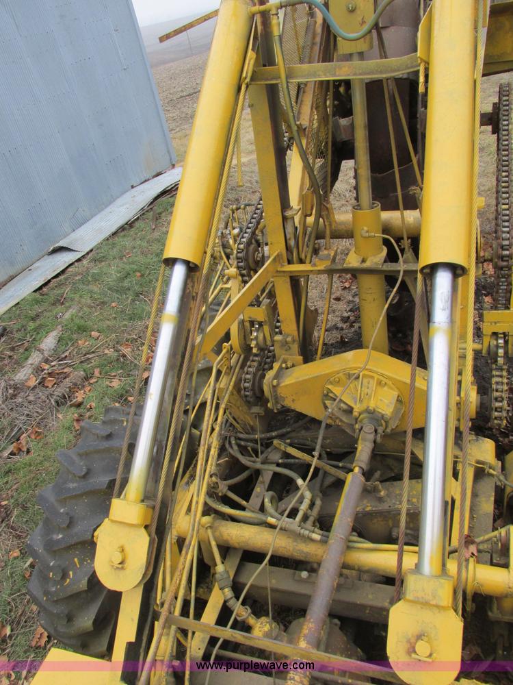 image for item F4271 Speicher Bros 600 tandem traction trencher