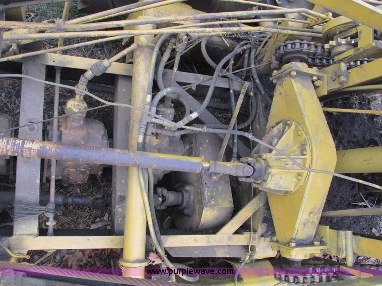 image for item F4271 Speicher Bros 600 tandem traction trencher