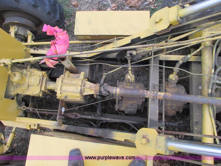 image for item F4271 Speicher Bros 600 tandem traction trencher