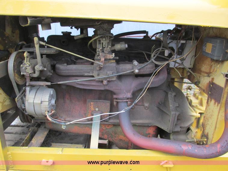 image for item F4271 Speicher Bros 600 tandem traction trencher