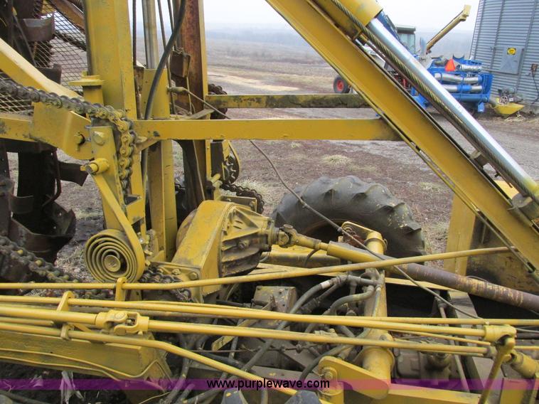 image for item F4271 Speicher Bros 600 tandem traction trencher