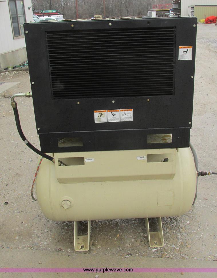 image for item F4298 Ingersoll Rand SSR-HP7.5 air compressor