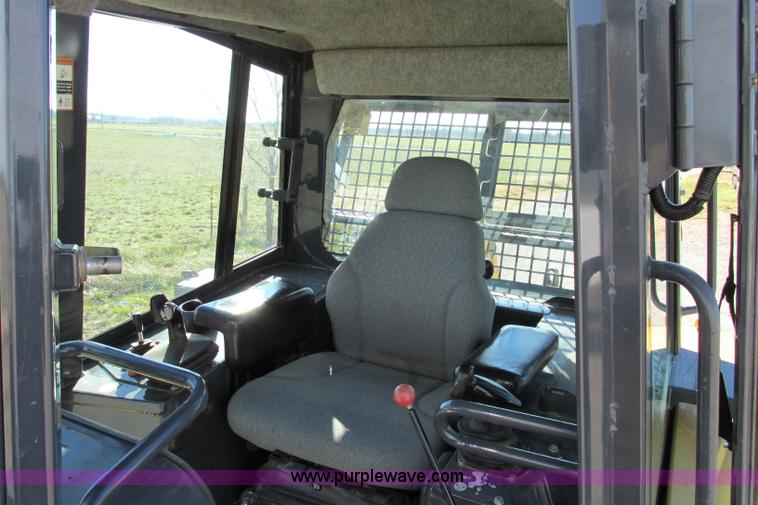 image for item F4705 2007 John Deere 850J LT dozer