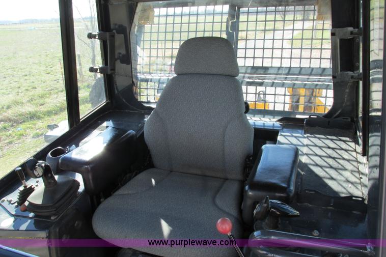 image for item F4705 2007 John Deere 850J LT dozer