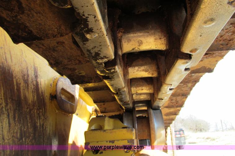 image for item F4705 2007 John Deere 850J LT dozer