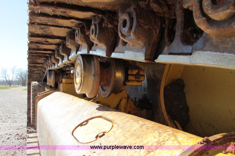 image for item F4705 2007 John Deere 850J LT dozer