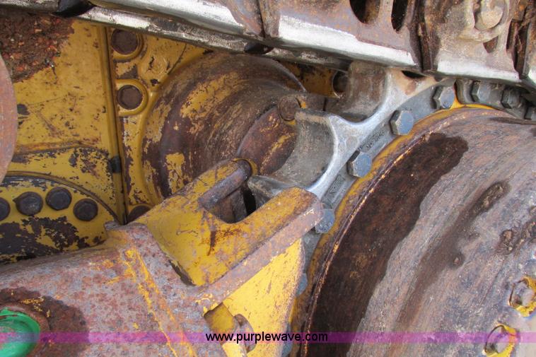 image for item F4705 2007 John Deere 850J LT dozer