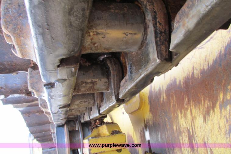 image for item F4705 2007 John Deere 850J LT dozer