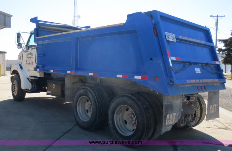 image for item F6587 1997 Ford Louisville dump truck