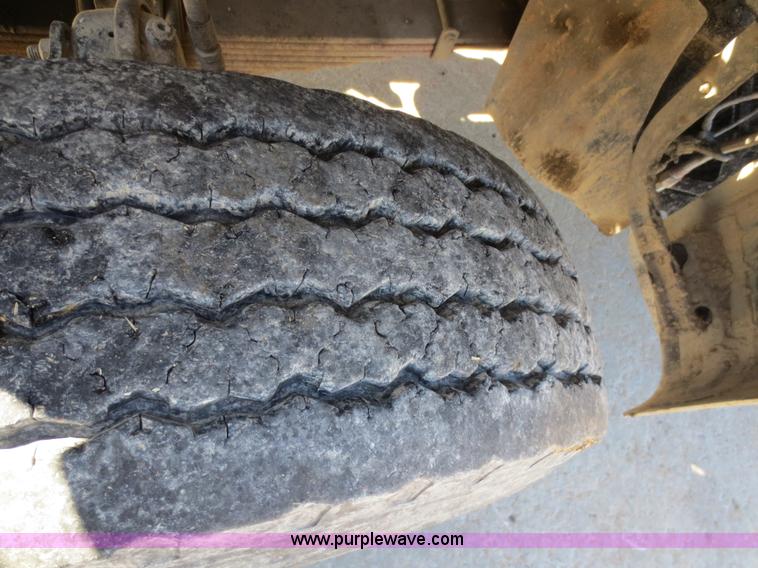 image for item F6587 1997 Ford Louisville dump truck