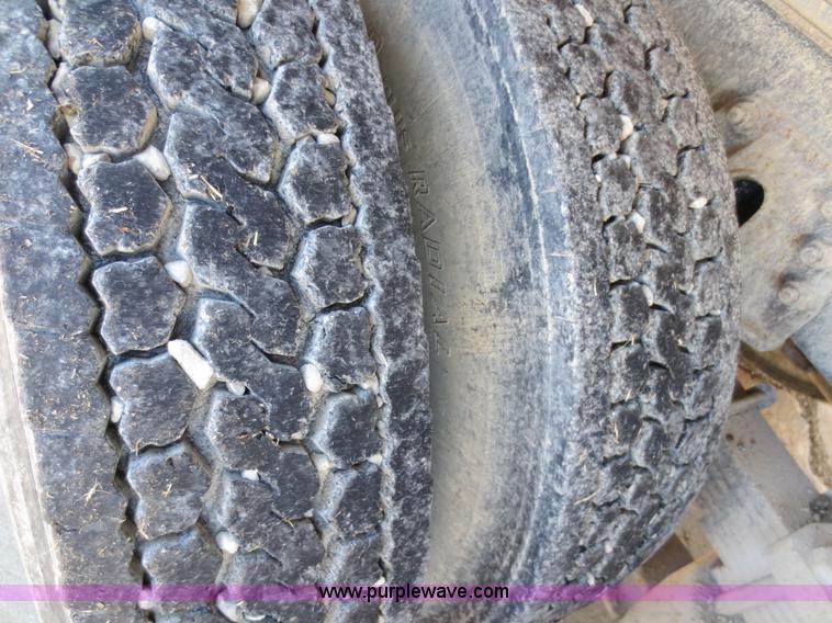 image for item F6587 1997 Ford Louisville dump truck