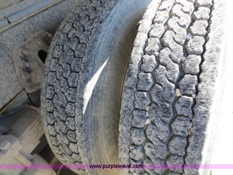 image for item F6587 1997 Ford Louisville dump truck