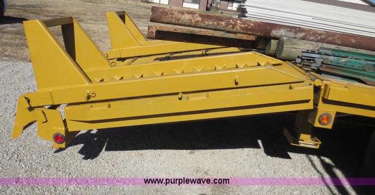 image for item F6588 2000 Behnke 14 ton equipment trailer