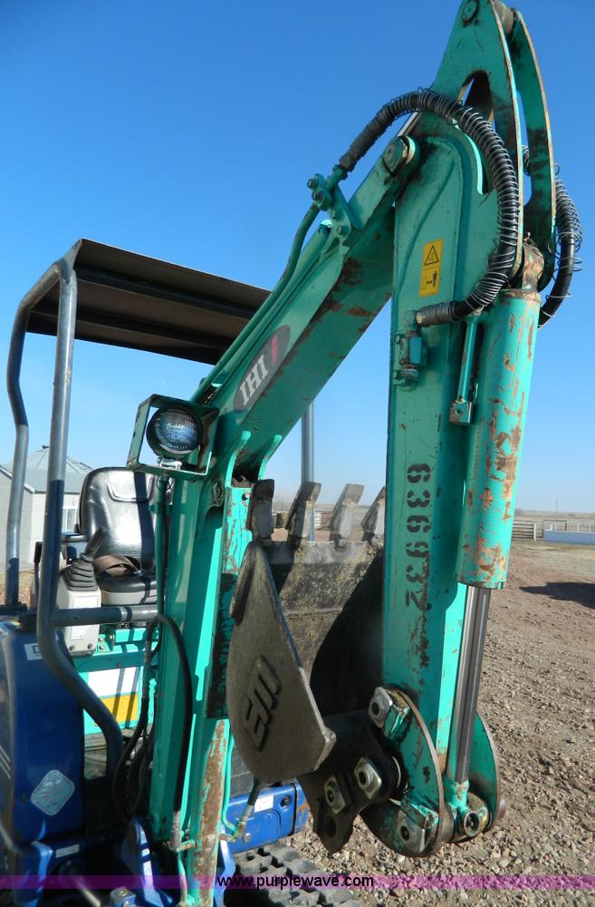 image for item G7677 2006 IHI 15NX2 mini excavator
