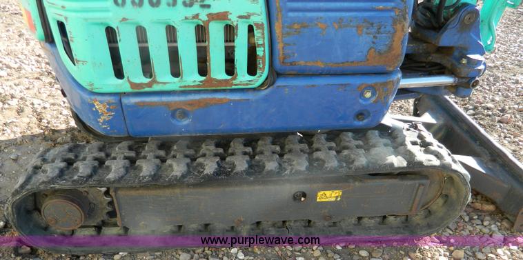 image for item G7677 2006 IHI 15NX2 mini excavator