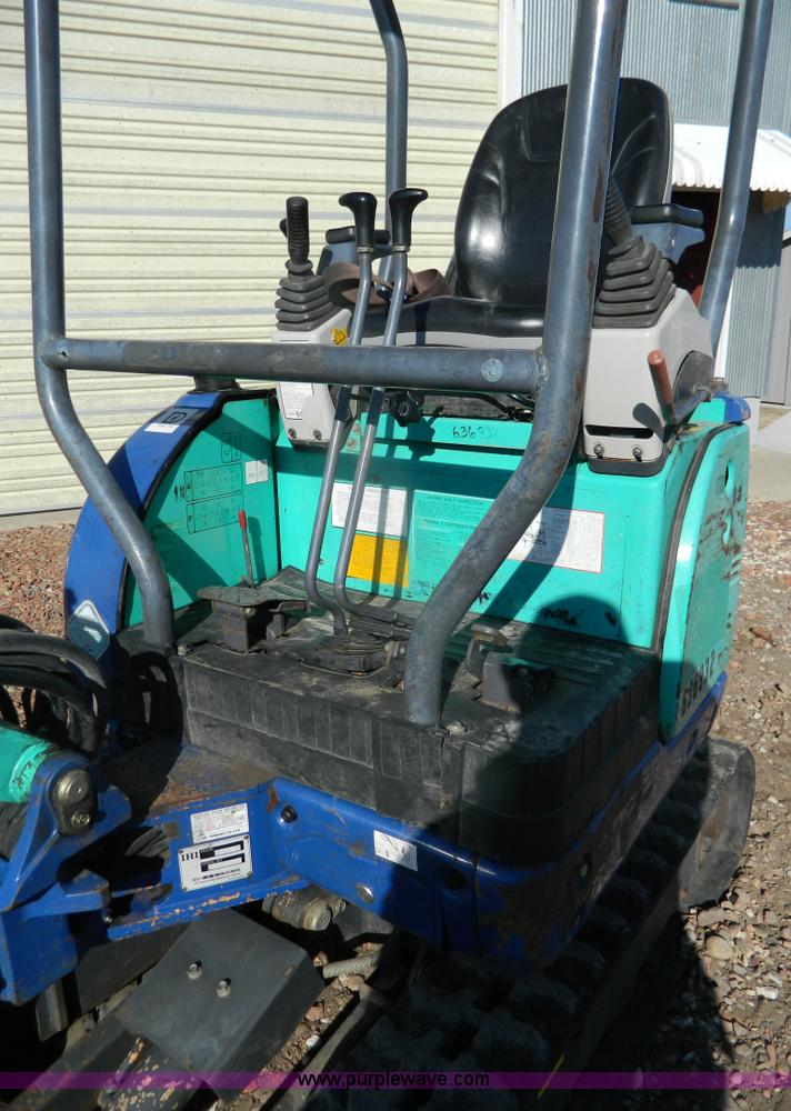 image for item G7677 2006 IHI 15NX2 mini excavator