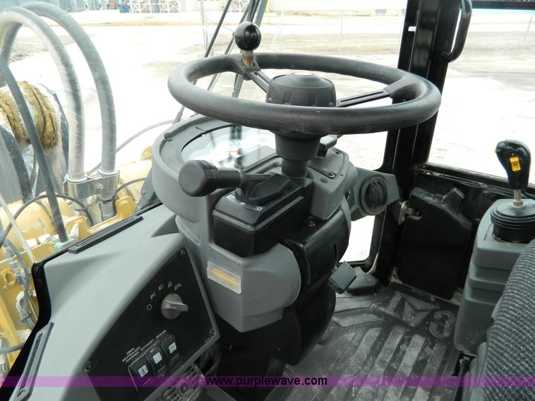 image for item G7680 2005 Caterpillar 930G articulated wheel loader