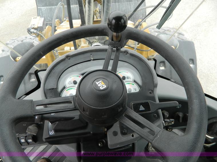 image for item G7680 2005 Caterpillar 930G articulated wheel loader