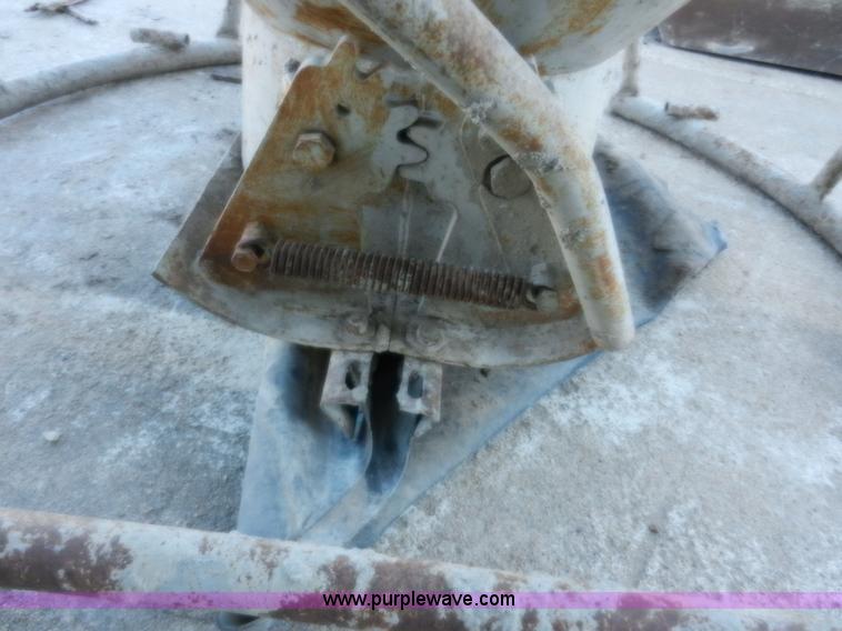 image for item W9622 Concrete chute