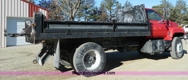 image for item Y9043 1994 GMC TopKick dump truck