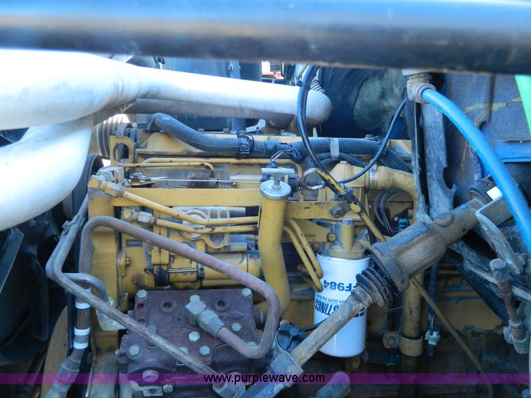 image for item Y9043 1994 GMC TopKick dump truck