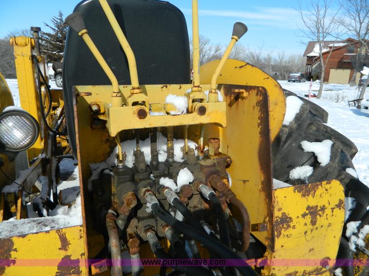 image for item Y9050 John Deere 1010 backhoe