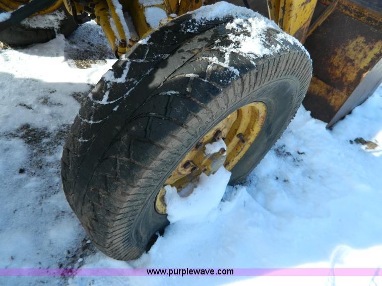 image for item Y9050 John Deere 1010 backhoe