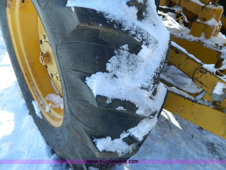 image for item Y9050 John Deere 1010 backhoe