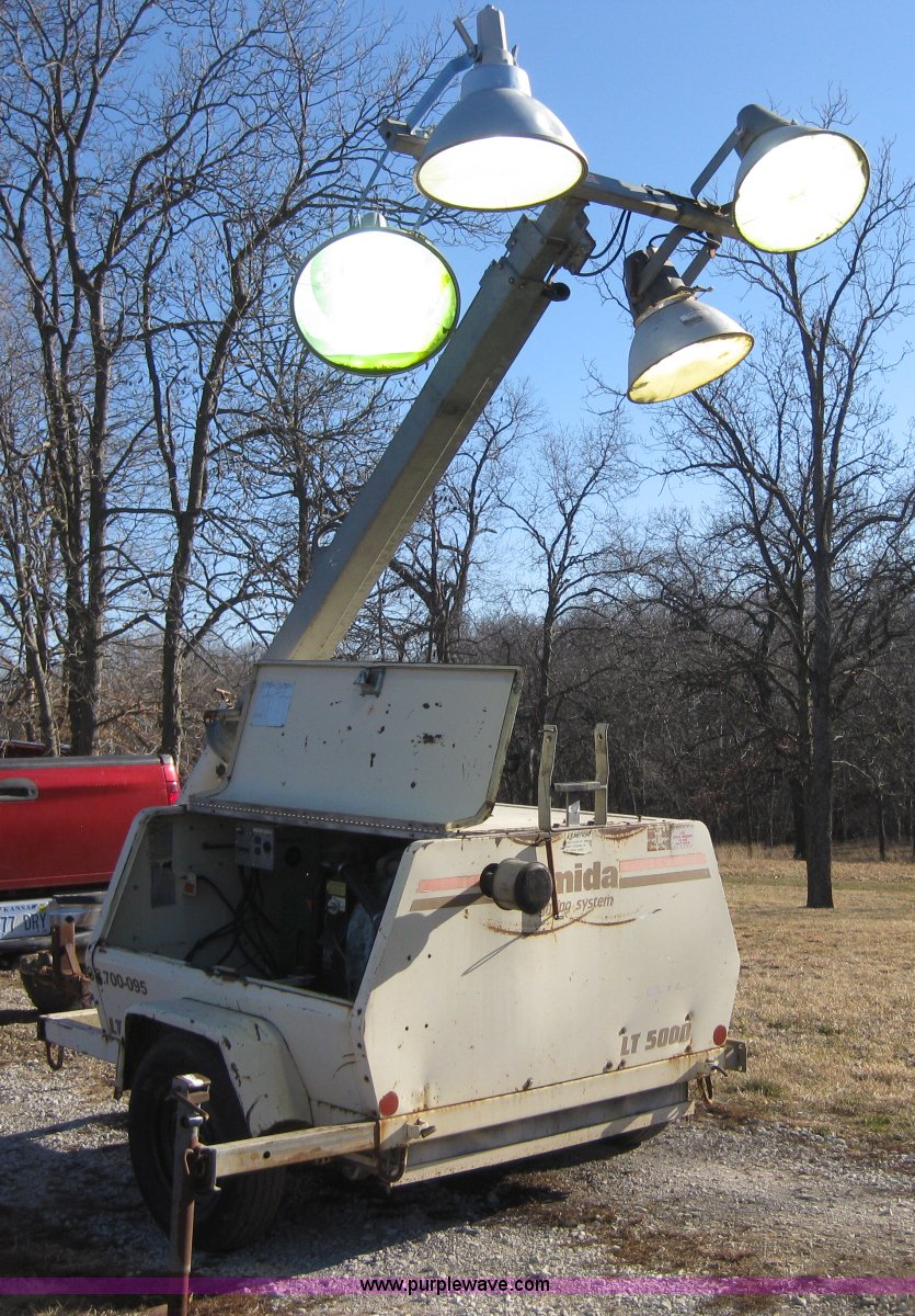 Amida LT5000 light tower generator in Winchester, KS | Item F2837