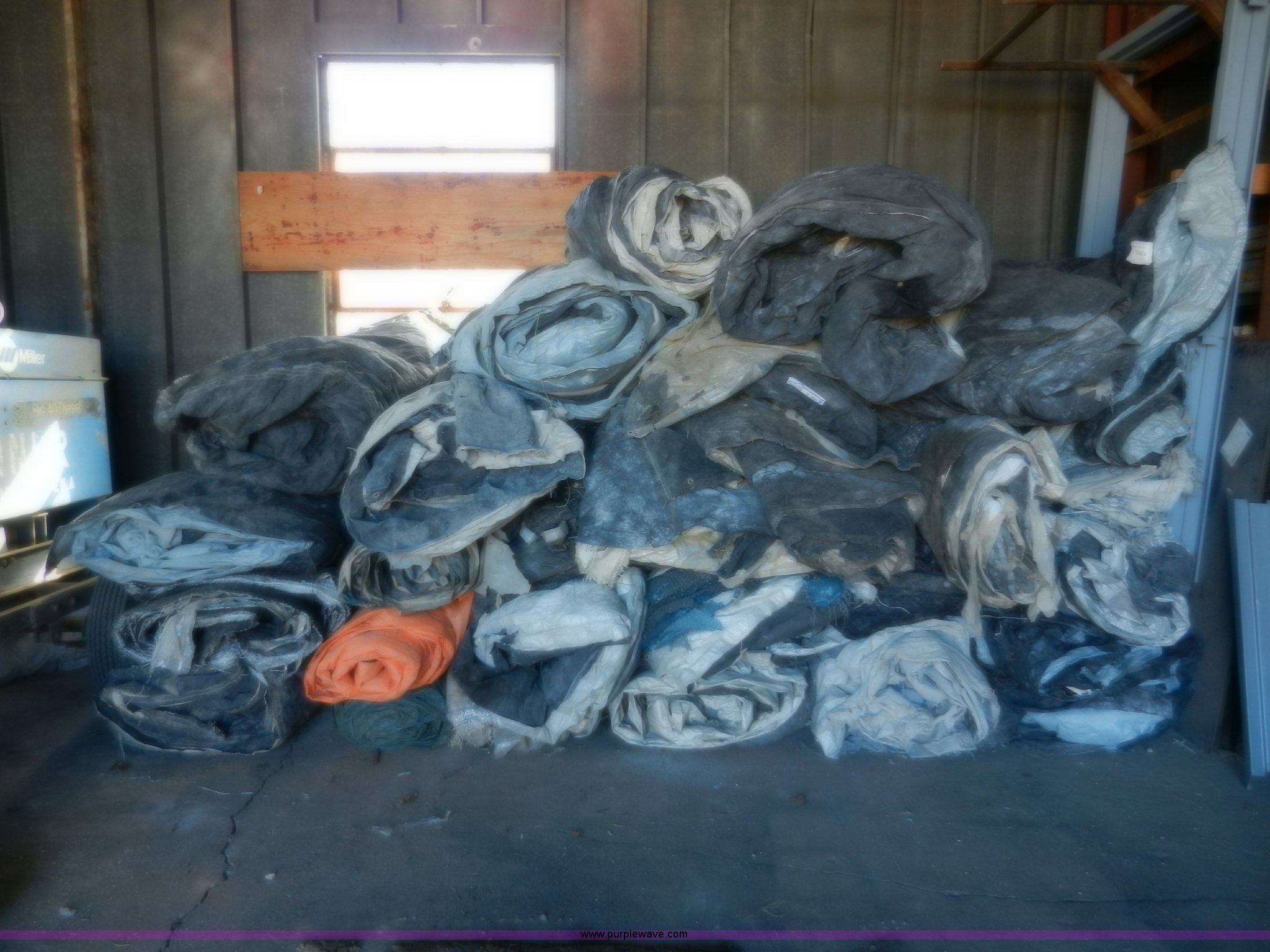 Approximately 30 assorted used concrete blankets in Topeka, KS Item