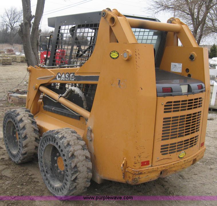 image for item E3075 2005 Case 435 skid steer