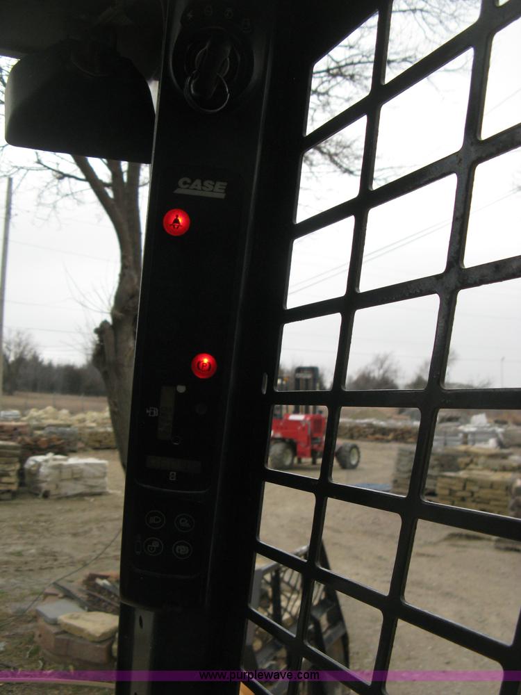 image for item E3075 2005 Case 435 skid steer