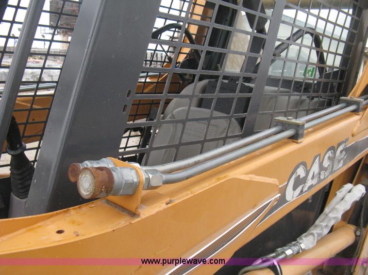 image for item E3075 2005 Case 435 skid steer