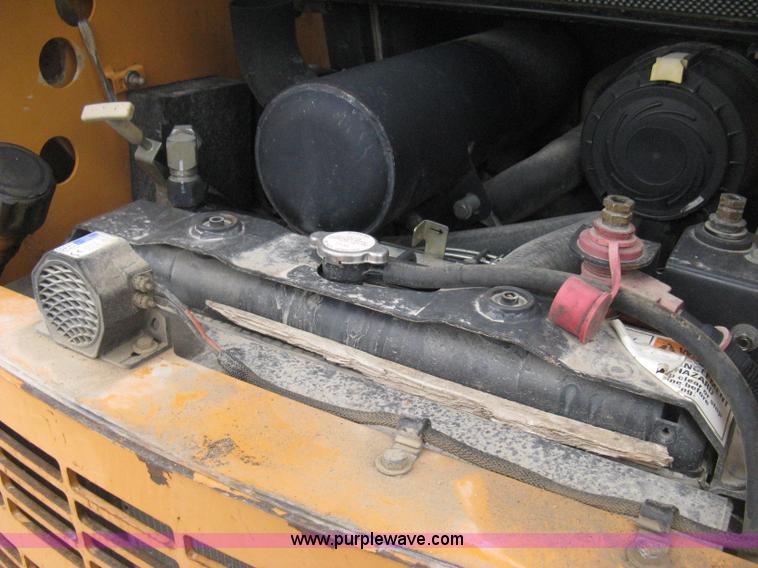 image for item E3075 2005 Case 435 skid steer