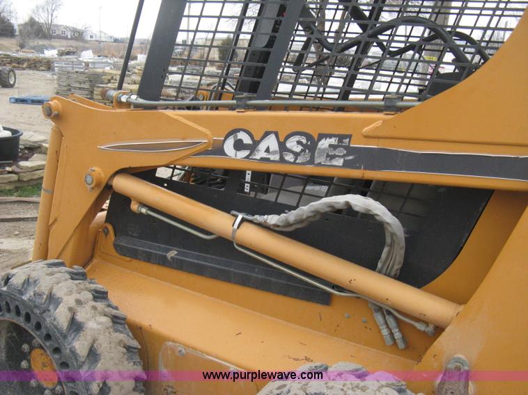 image for item E3075 2005 Case 435 skid steer