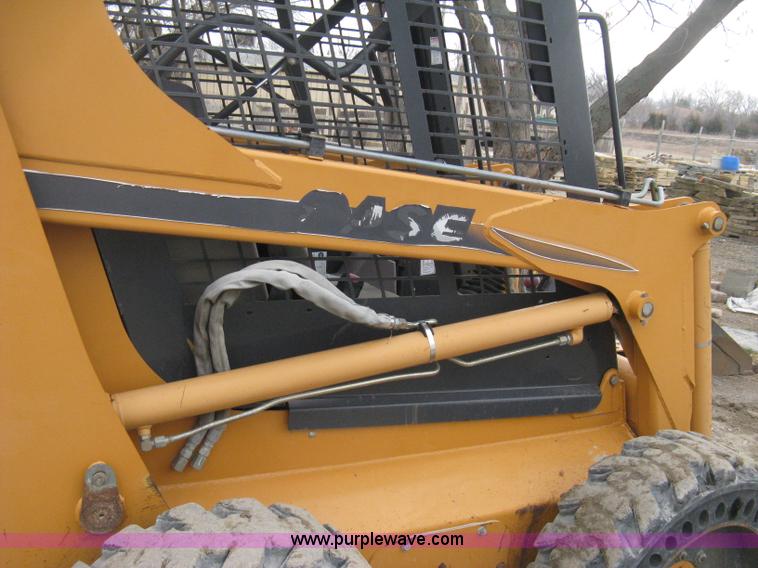 image for item E3075 2005 Case 435 skid steer