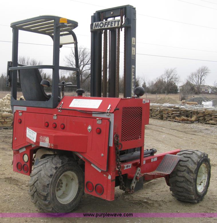 image for item E3077 1997 Moffett M5000 piggy back forklift