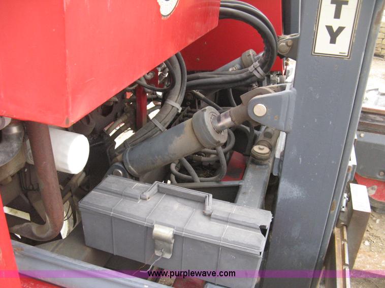 image for item E3077 1997 Moffett M5000 piggy back forklift