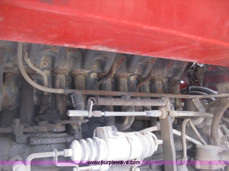 image for item E3077 1997 Moffett M5000 piggy back forklift