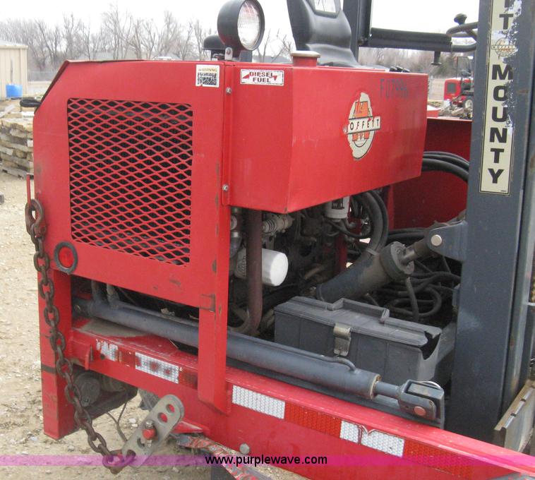 image for item E3077 1997 Moffett M5000 piggy back forklift