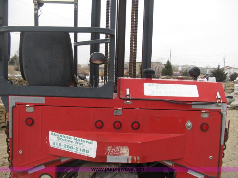 image for item E3077 1997 Moffett M5000 piggy back forklift
