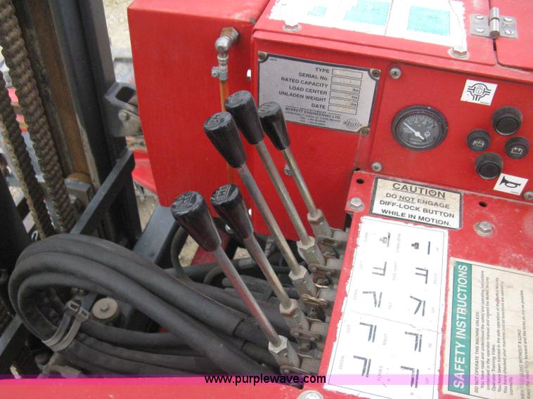 image for item E3077 1997 Moffett M5000 piggy back forklift