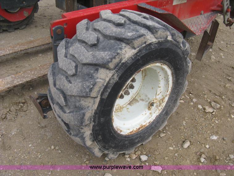 image for item E3077 1997 Moffett M5000 piggy back forklift