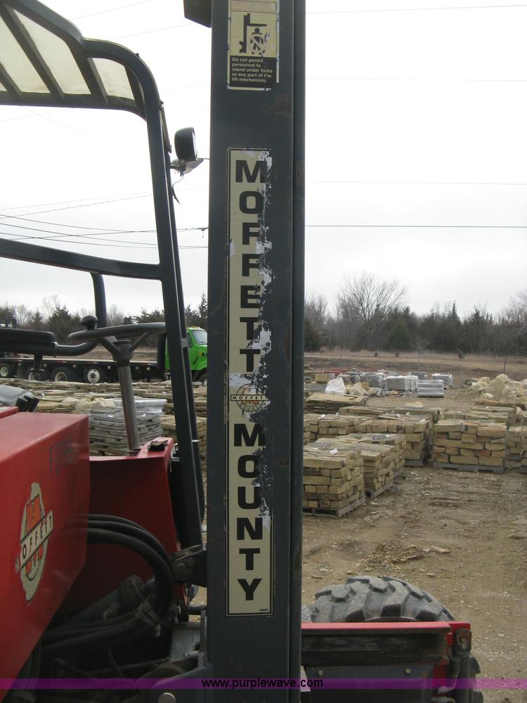 image for item E3077 1997 Moffett M5000 piggy back forklift