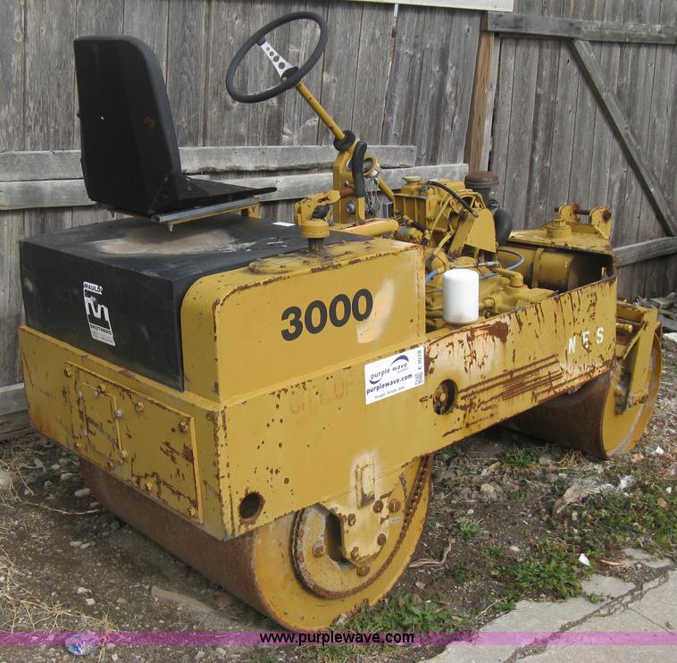 image for item E3078 Mauldin 3000 double drum vibratory roller