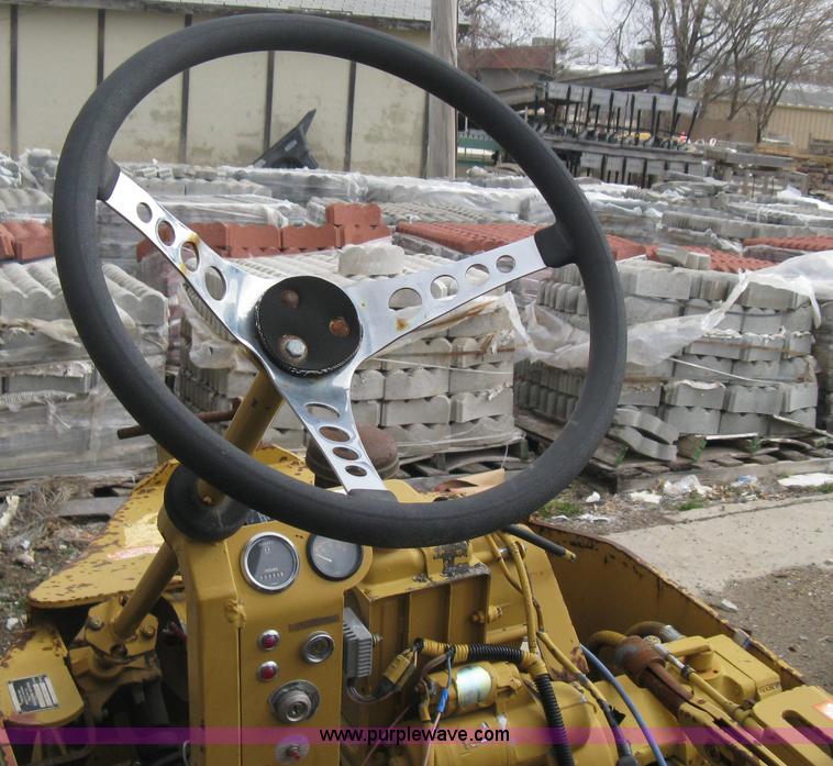 image for item E3078 Mauldin 3000 double drum vibratory roller