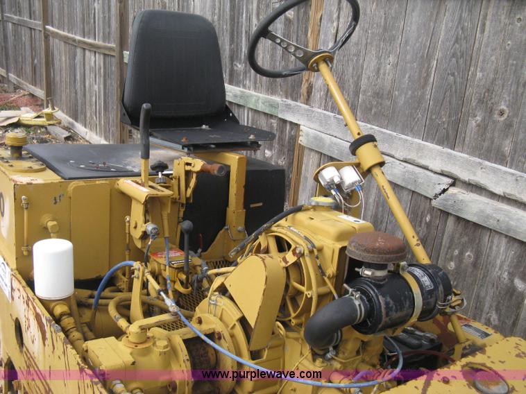 image for item E3078 Mauldin 3000 double drum vibratory roller