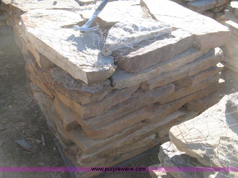 Arkansas rustic light gray flagstone pallet in Wichita, KS Item Y9919