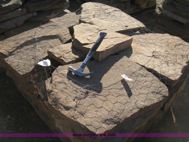 Arkansas rustic light gray flagstone pallet in Wichita, KS Item Y9920 sold Purple Wave